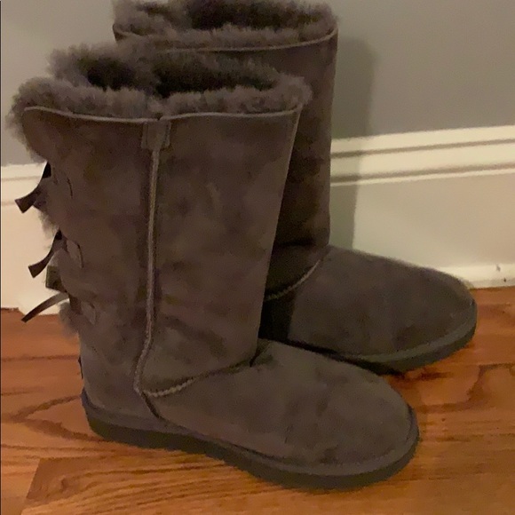ugg boots - Picture 3 of 3